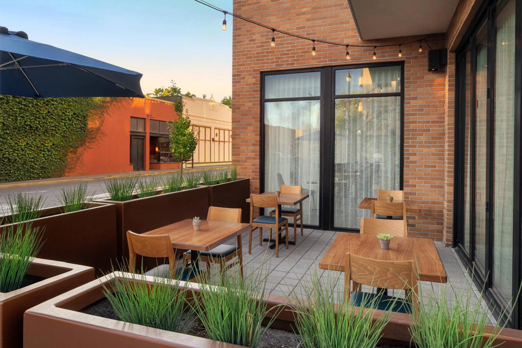Ac Hotel By Marriott Santa Rosa Sonoma Wine Country Exterior foto